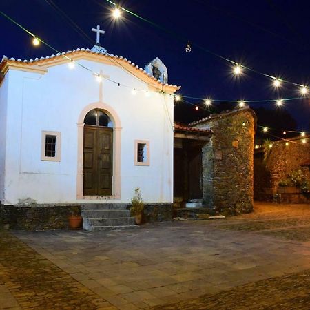 Вілла Casinha Do Mexico Gondramaz Екстер'єр фото